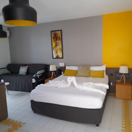 Studio 25 M Manganao Joela 4 Personnes Avec Machine A Laver (Adults Only) Saint-Francois  Extérieur photo
