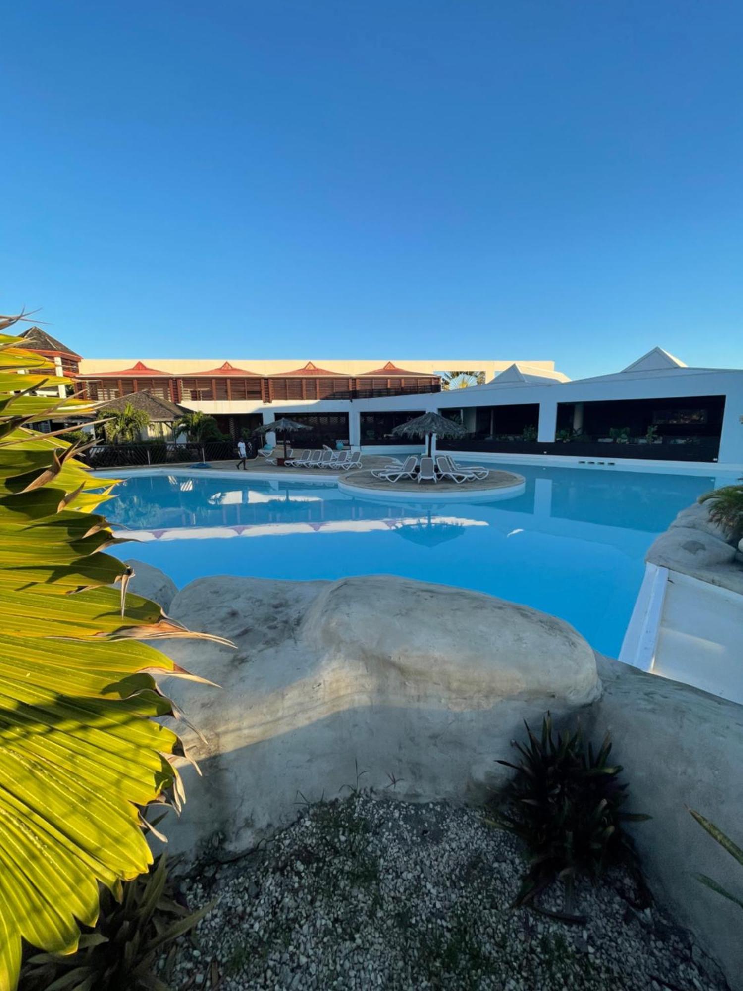 Studio 25 M Manganao Joela 4 Personnes Avec Machine A Laver (Adults Only) Saint-Francois  Extérieur photo